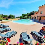 Апартаменты La Pergola Al 9
